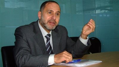 أستاذ طب نفسي: يومان إجازة في الأسبوع غير كافية لراحة الجسم (فيديو)