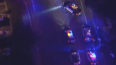 إصابة عدة أشخاص فى إطلاق نار بحانة فى كاليفورنيا