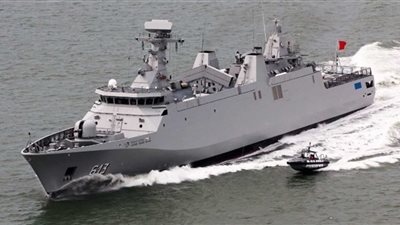 البحرية المغربية تنقذ 140 مهاجراً من عرض البحر