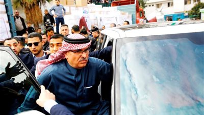 حالة شعبية من عدم الرضا على سياسات الدوحة.. ردود أفعال متنوعة حول واقعة طرد السفير القطري من غزة