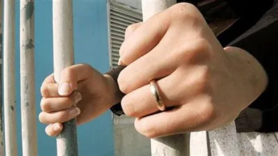 جنح القاهرة تجدد حبس فلبينية وشريكيها 15 يوما لسرقتهم فيلا بالرحاب