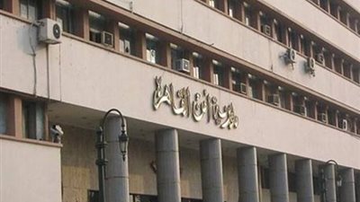 لرفضه إقراضه مبلغ مالي.. عربي يمزق جسد تاجر بـ