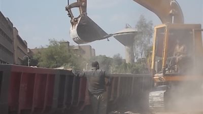 قادما من أسوان.. أول قطار بضائع محمل بخام الفوسفات يصل إلى أسيوط بعد تواقف سنوات