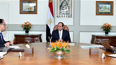 السيسي يوجه باتخاذ التدابير اللازمة لتعزيز إجراءات الأمان والسلامة بالسكك الحديدية