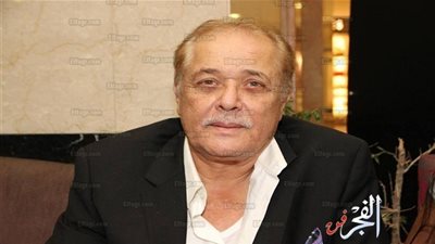 في ذكرى رحيله الثانية.. شاهد قبر محمود عبدالعزيز (فيديو)