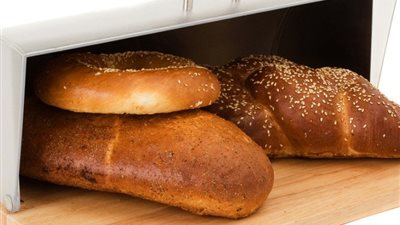 طريقة بسيطة لحفظ الخبز من التعفن 