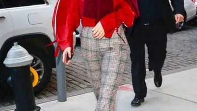 البنطلون الكارو.. أفكار لتنسيقه في الخريف (صور)