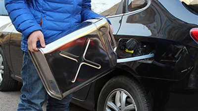 نصائح عند اصطحاب وقود احتياطي بالسيارة 