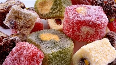 تعرف على رأي الشرع في شراء حلوى المولد