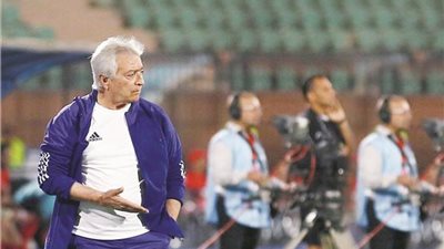 آخرهم طولان.. 10 مدربين ضحايا 