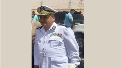 مدير المرور يتفقد الخدمات المرورية والأمنية على الطرق الرابطة بين المحافظات