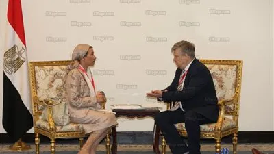 وزيرة البيئة تبحث مع نظيريها البريطاني والاستوني توحيد الرؤى وسبل التعاون