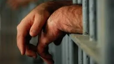 احالة المتهمين بانتحال صفة ضابط شرطة للمحاكمة 