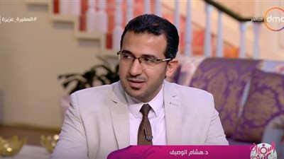  استشاري تغذية علاجية يكشف عن أفضل طريقة لشراء حلوى المولد (فيديو)