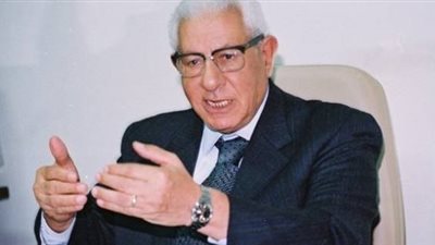 مكرم أحمد: البابا تواضروس سيدخل التاريخ لحفاظه على وحدة الوطن