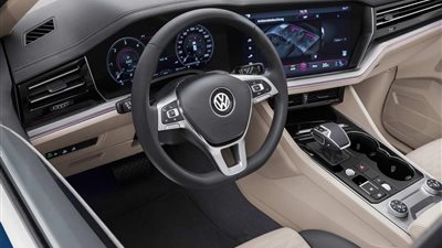 تعرف على مميزات شاشة Curved Display الجديدة من 