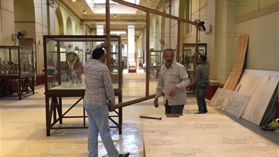 خاص.. أعمال تجهيزات المتحف المصري بالتحرير قبل الاحتفال الـ 116 بافتتاحه (صور)