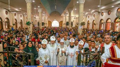 رسامة ١٢٠ شماس بإيبارشية المنيا (صور)