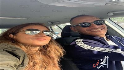 نيللي كريم مع مخرج 