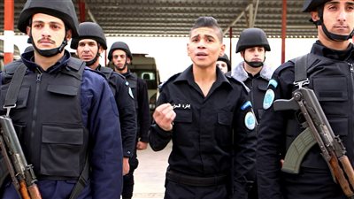 الشرطة الفلسطينية تعتقل مواطنا مطلوبا للإنتربول الروسي