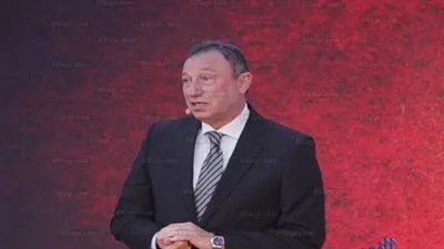 مرجان يطمئن على حالة الخطيب