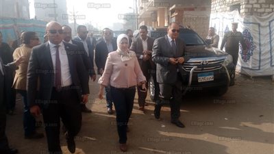 وزيرة الصحة تتفقد حملة فيروس 