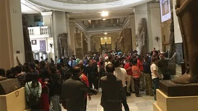 آلاف الزوار في المتحف المصري بالتحرير لمشاهدة آثار 