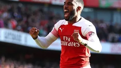 لاكازيت: أريد السير على خطى هنري