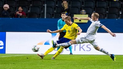السويد تهزم روسيا وتتأهل للمستوى الأول بدوري الأمم الأوروبية