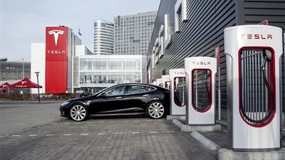 تيسلا تخطط لإطلاق الجيل الثاني من 