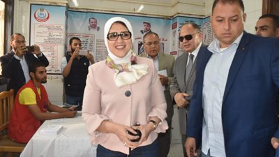 وزيرة الصحة تتوجه إلى القليوبية لمتابعة تنفيذ مبادرة فيروس 