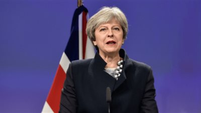 تيريزا ماي: قواعد جديدة لنظام الهجرة