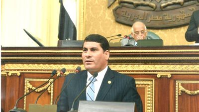 نائب إهناسيا يقدم طلب إحاطة لرئيس الوزراء بسبب الصرف الصحي بـ