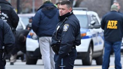 قتيل وجريحان إثر إطلاق نار بمركز للتسوق في ألاباما