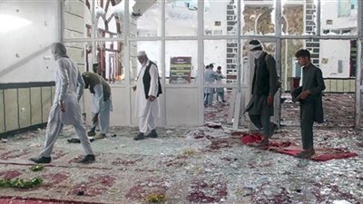 أفغانستان: عشرات الضحايا جراء انفجار هز مسجداً في قاعدة للجيش