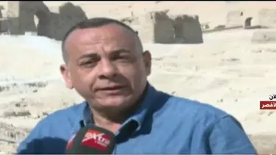 رئيس 'الأعلى للآثار': البعثات الأجنبية أبدت اندهاشها من حالة التابوتين المكتشفين