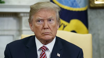 ترامب لـ ماكرون: أتابع  تظاهرات 