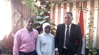 وكيل تعليم دمياط يستبعد مدرس سخر من طالبة بدمياط (صور)