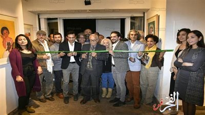 ضي تجمع عمالقة الفن التشكيلي والنحت في معرض فني متميز (صور)