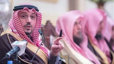 عاجل - السعودية| أمير القصيم يطالب الجميع بتحمل مسؤولياته لمواجهة التفكك الأسري