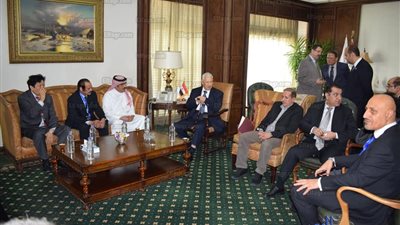 مكرم محمد يستقبل الوفد الصحفي المرافق لولي العهد السعودي بماسبيرو (صور)