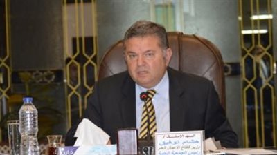 وزير قطاع الأعمال: 