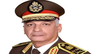 وزير الدفاع يغادر إلى اليونان لحضور تدريب 