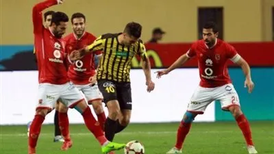 الأهلي يرد على عامر حسين بعد منع جماهيره من حضور لقاء المقاولون 