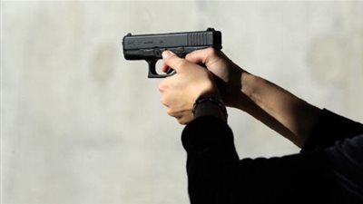 مصرع موظف بعيار ناري من مجهول ببنها