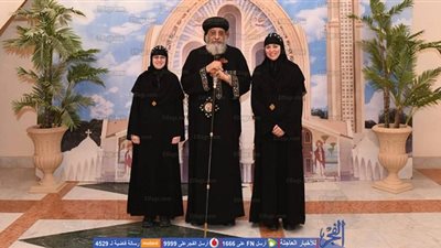 البابا تواضروس يستقبل راهبتين من دير الشهيد مارجرجس بايبارشية أيرلندا