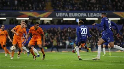 بمشاركة وردة.. تشيلسي يسحق باوك اليوناني في الدوري الأوروبي