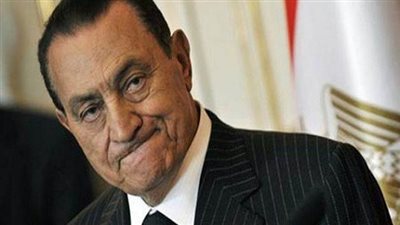 إعلامي يفجر مفاجأة: حسني مبارك قد يعود إلى السجن