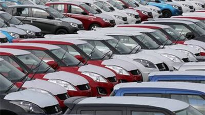 أهمها السيارات والموبايلات.. 13 سلعة مهددة بارتفاع الأسعار بعد زيادة الدولار الجمركي