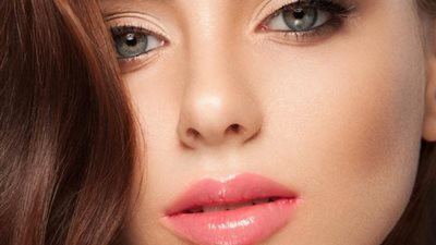 مكياج فرنسي مناسب للسهرات.. اعتمديه